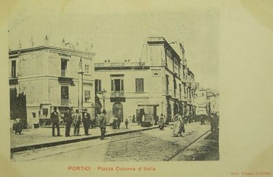 Resina-Ercolano-piazza-colonna.jpg