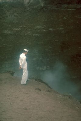 Visita al Vesuvio, 1967
Foto Dick Leonhardt
Parole chiave: vesuvio cratere
